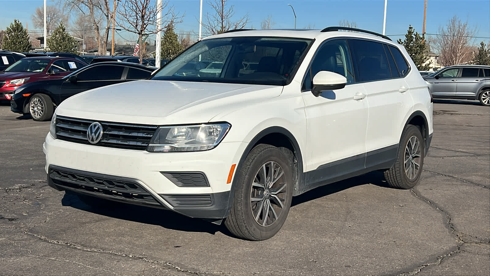 Thumbnail: 2020 Volkswagen Tiguan - 1