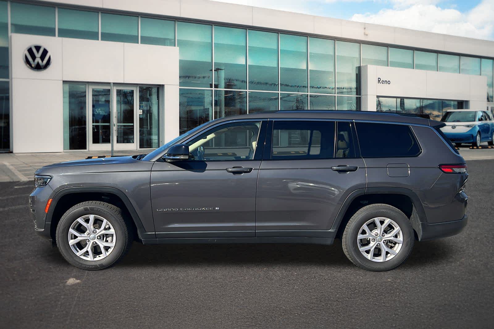 Thumbnail: 2022 Jeep Grand Cherokee - 8