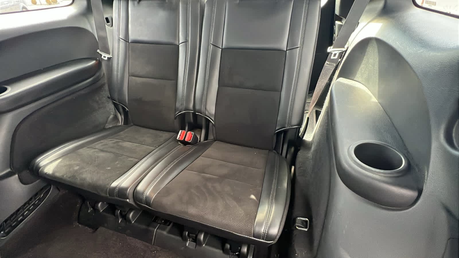 Thumbnail: 2019 Dodge Durango - 32