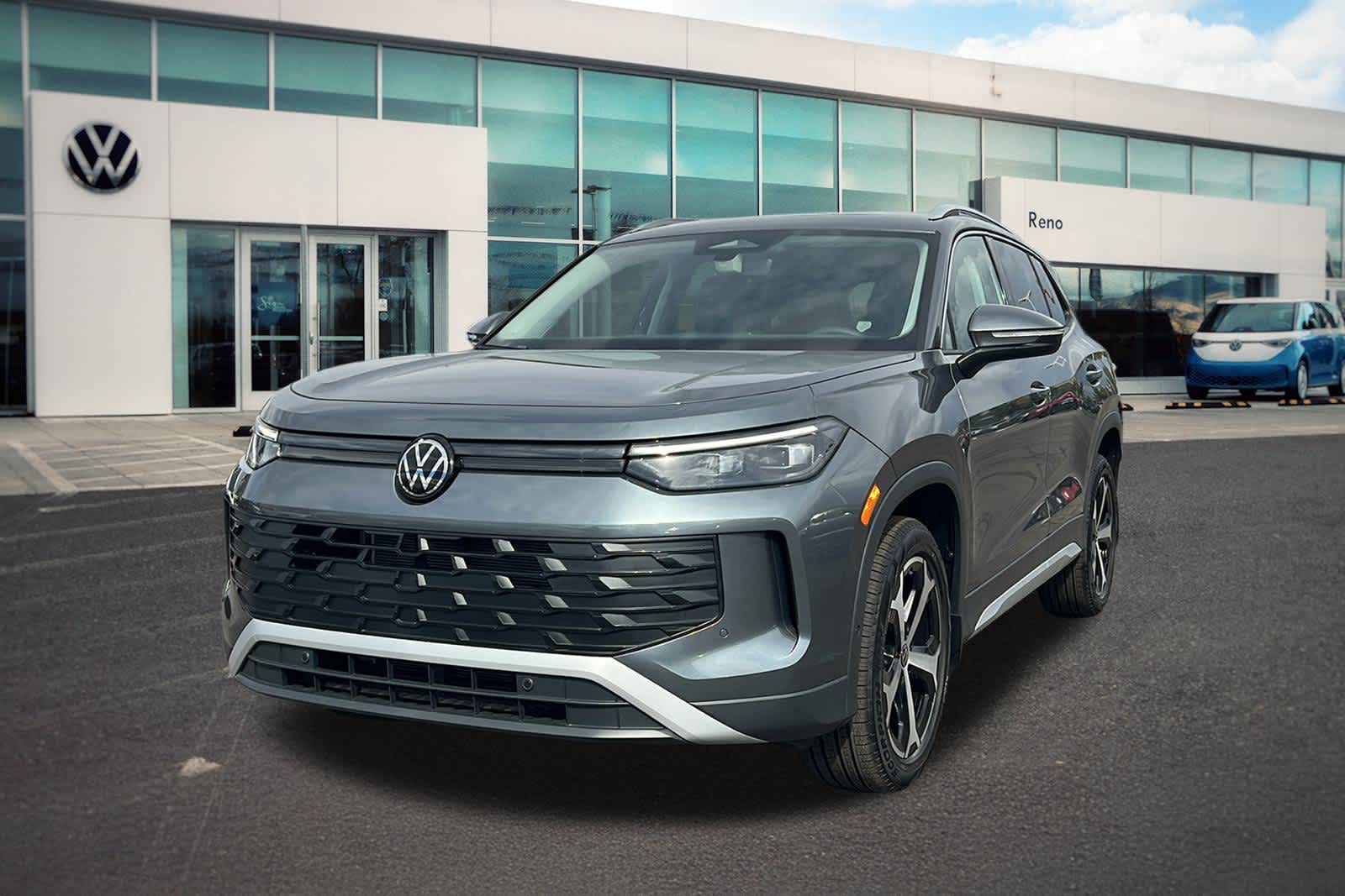 Thumbnail: 2025 Volkswagen Tiguan - 1