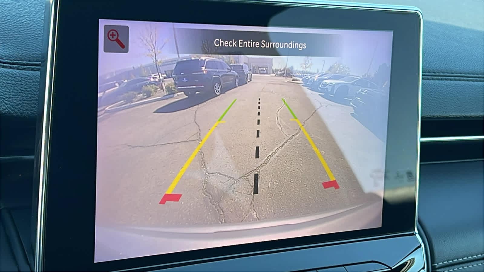 Thumbnail: 2022 Jeep Compass - 16