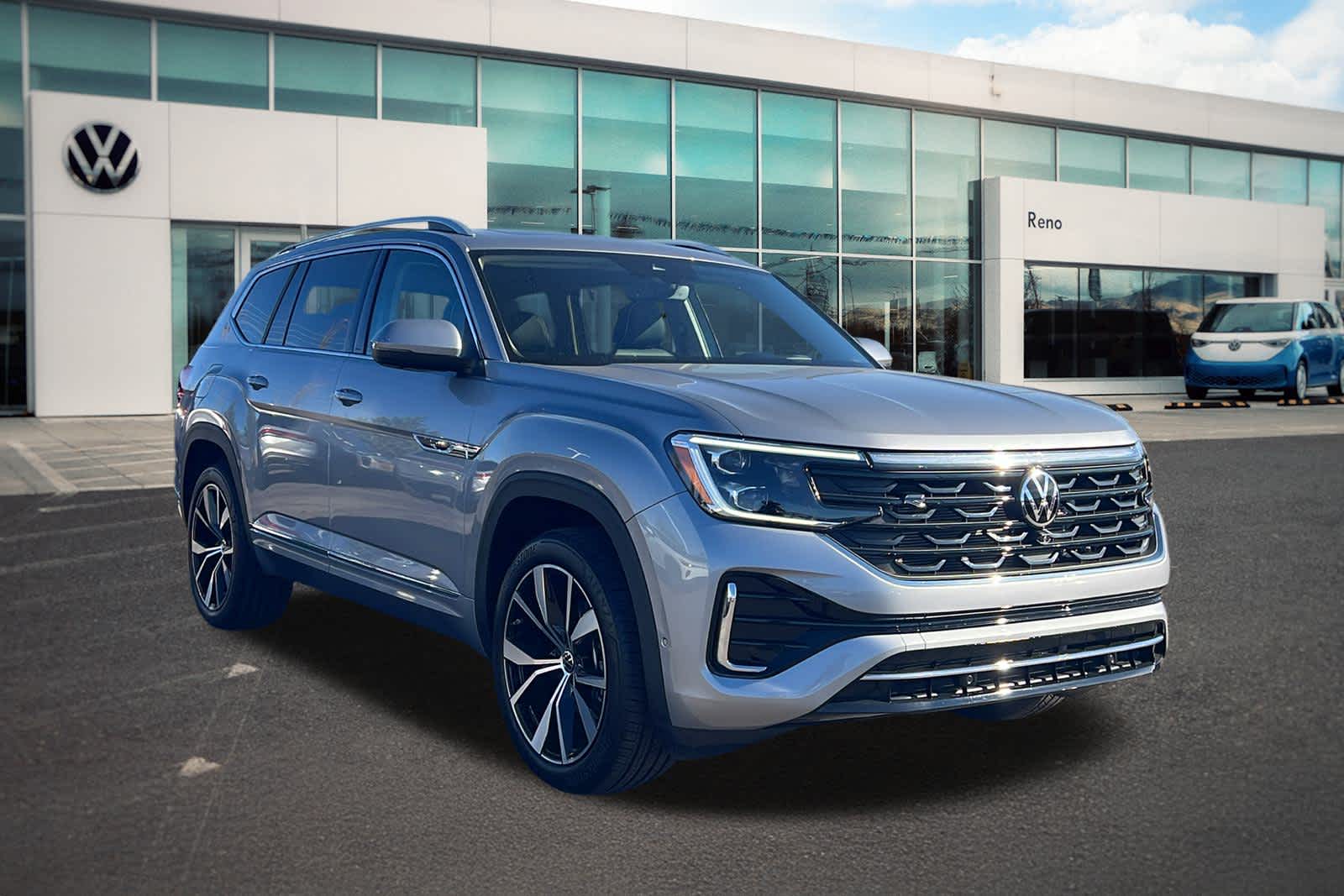 2026 Volkswagen Atlas SEL Premium R-Line photo 3