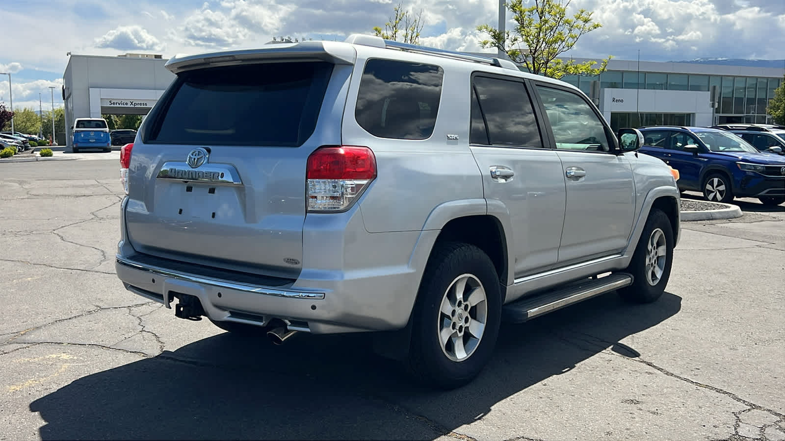 Thumbnail: 2011 Toyota 4Runner - 5