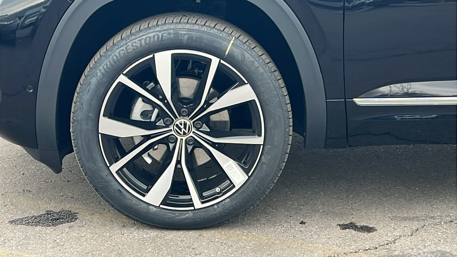 Thumbnail: 2026 Volkswagen Atlas - 9