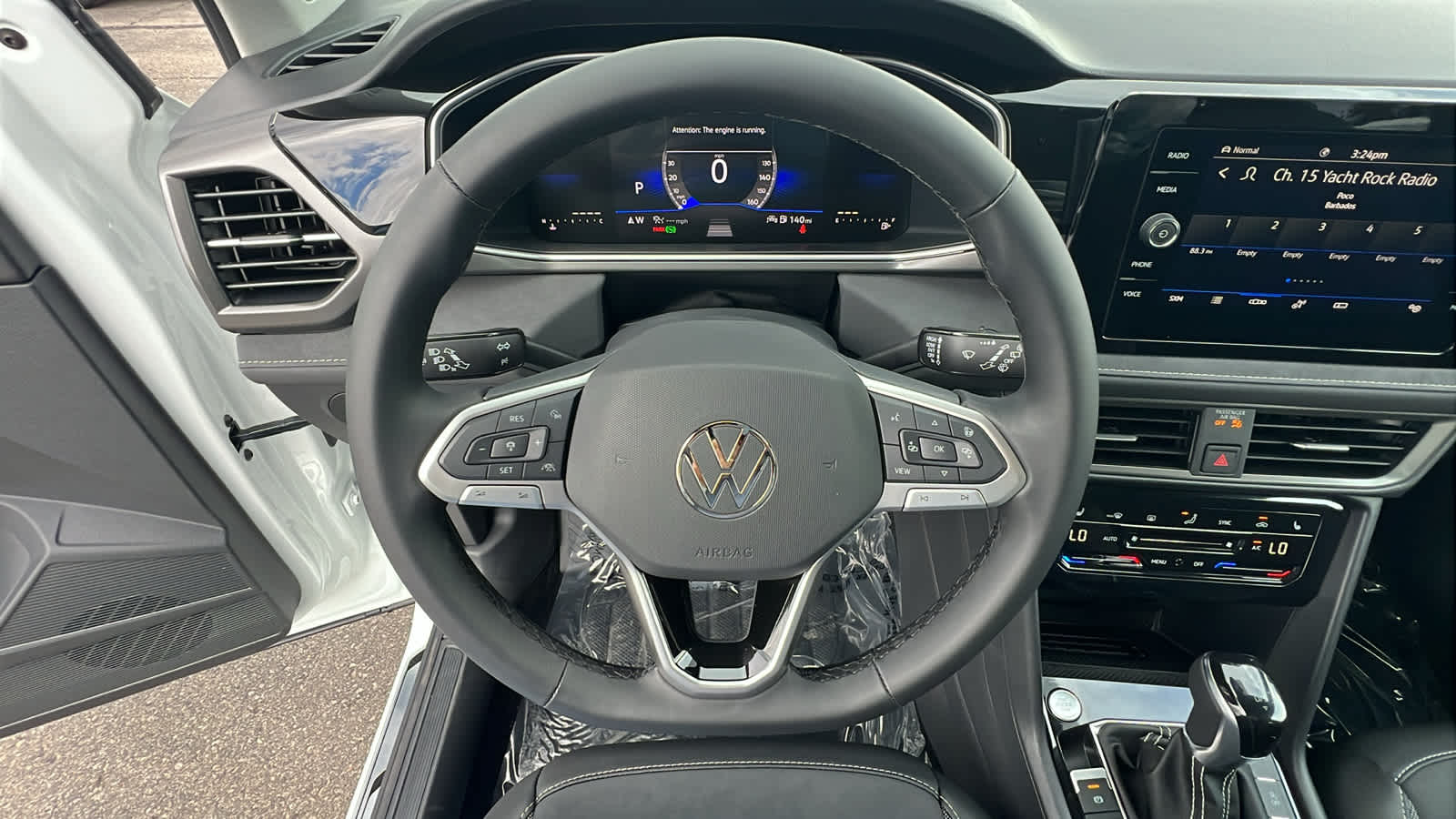 Thumbnail: 2025 Volkswagen Taos - 18