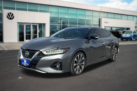 Nissan Maxima Platinum Sedán 2020