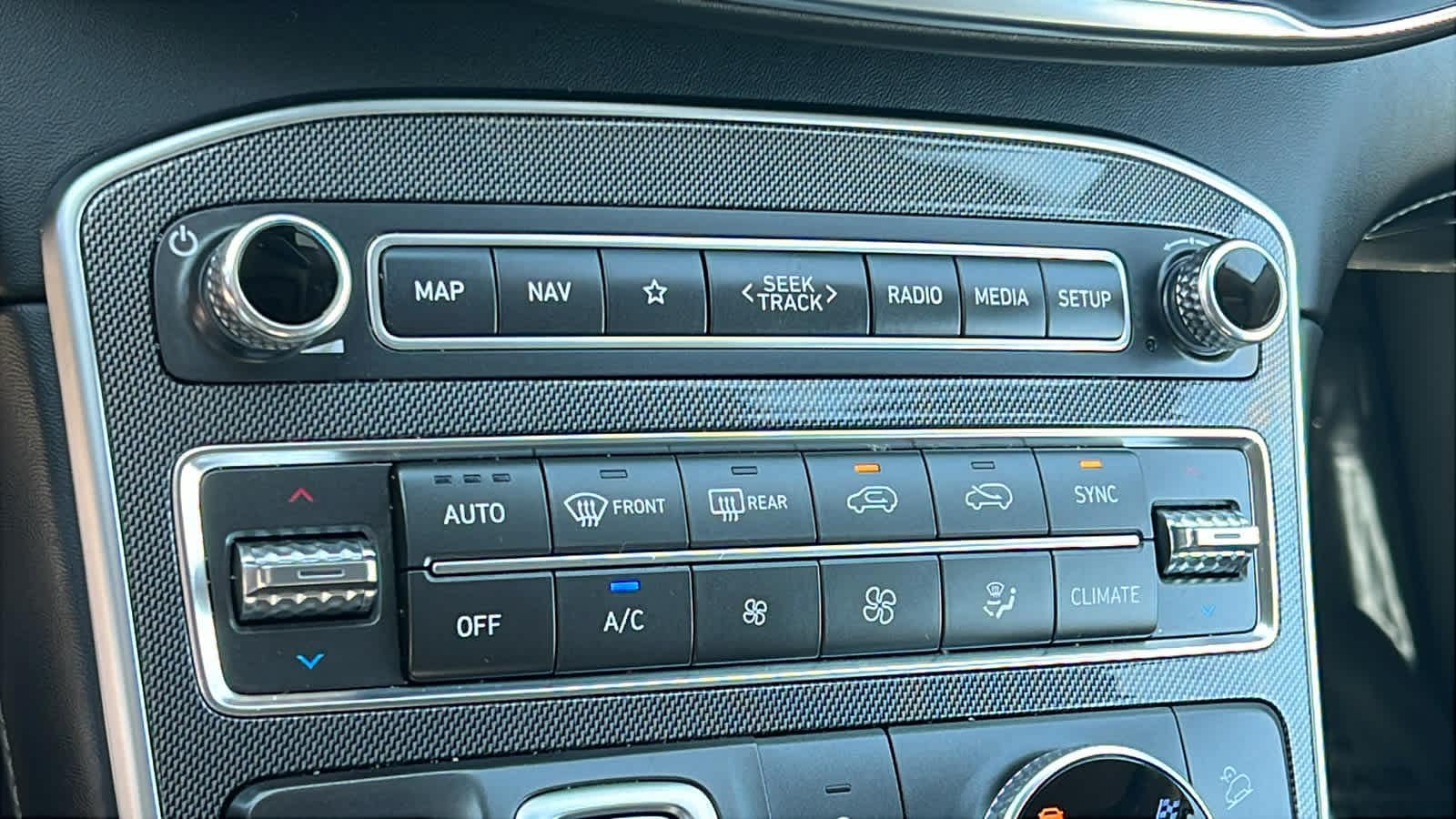 Thumbnail: 2021 Hyundai Santa Fe - 14