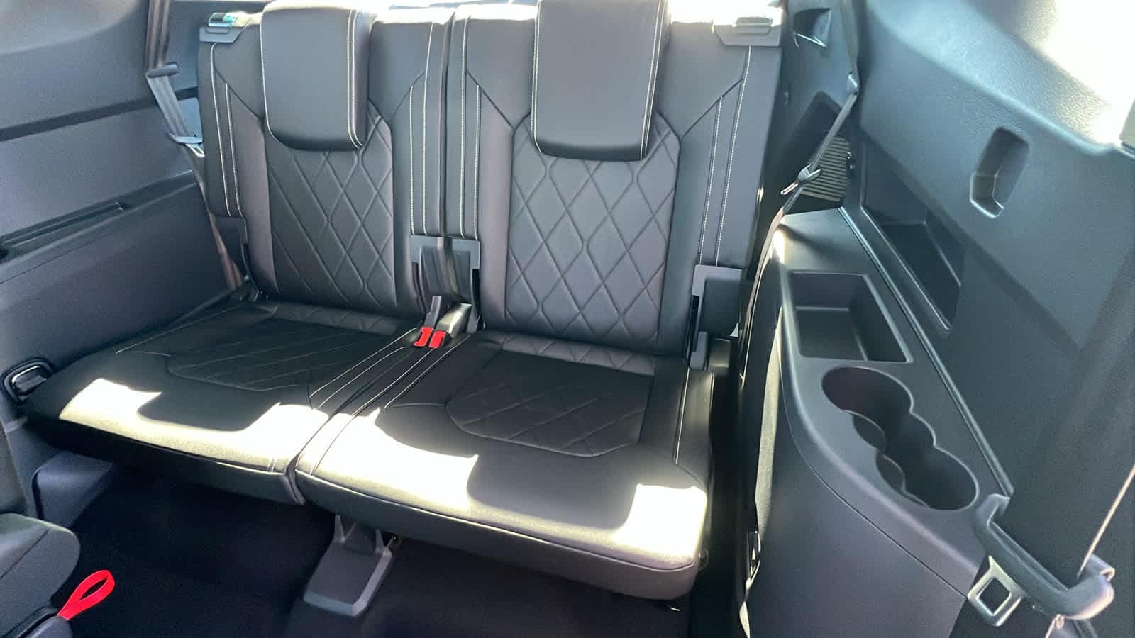 Thumbnail: 2026 Volkswagen Atlas - 31