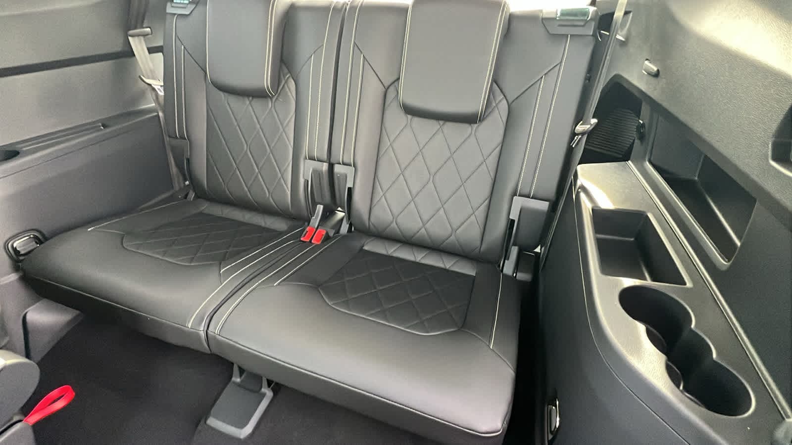 Thumbnail: 2026 Volkswagen Atlas - 32