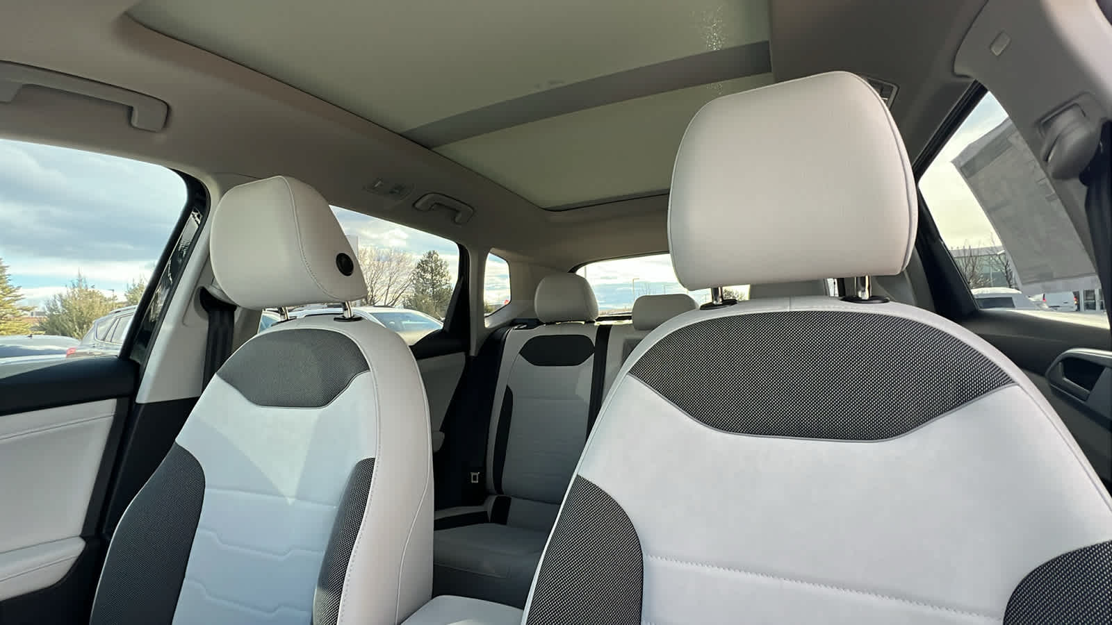 Thumbnail: 2026 Volkswagen Taos - 11