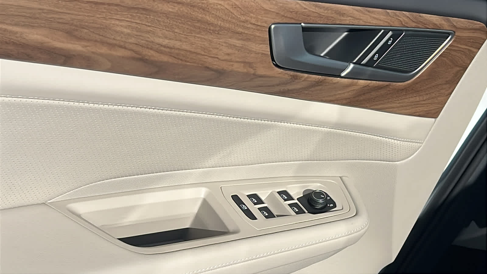 Thumbnail: 2026 Volkswagen Atlas - 22