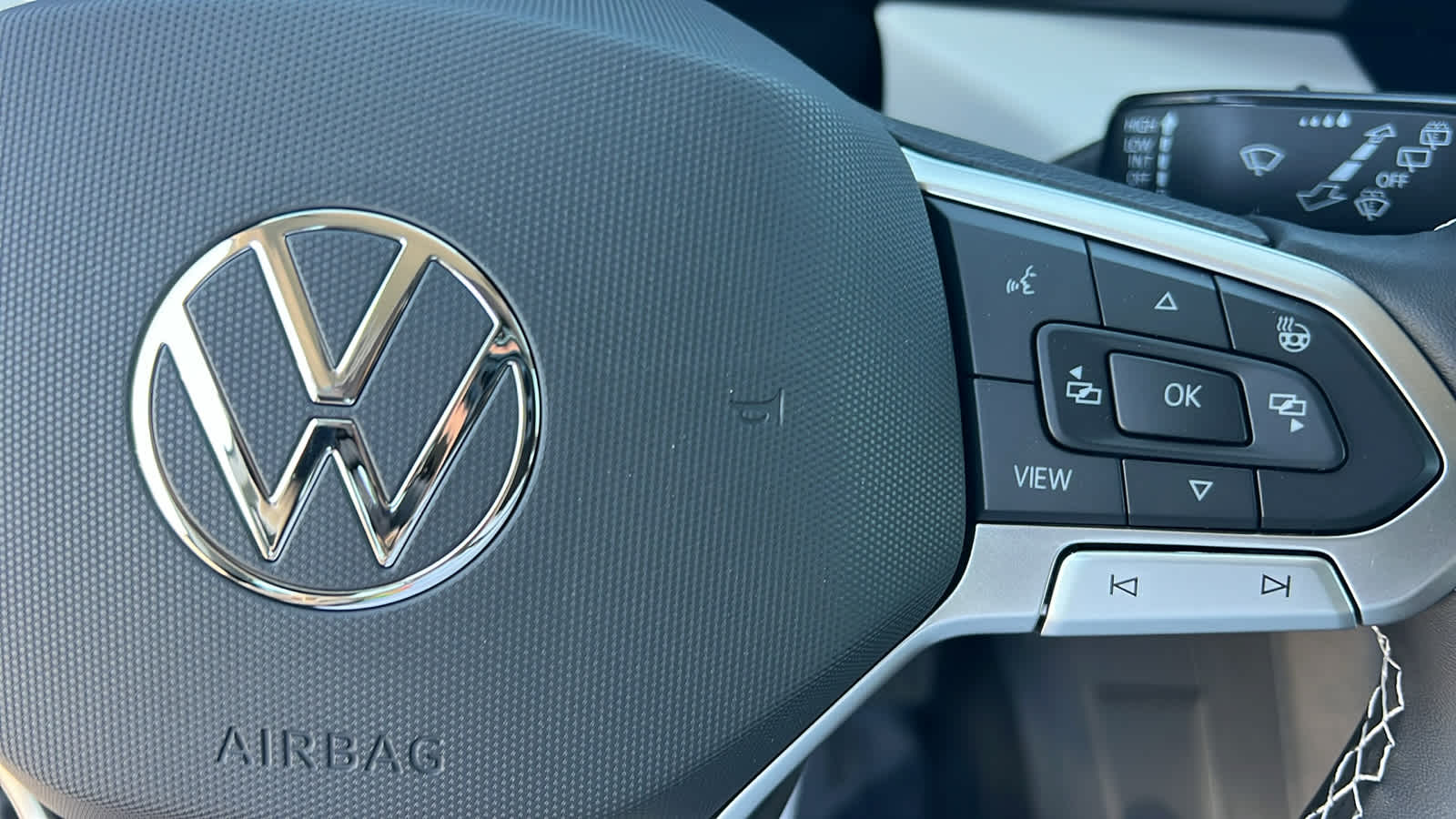 Thumbnail: 2026 Volkswagen Taos - 20
