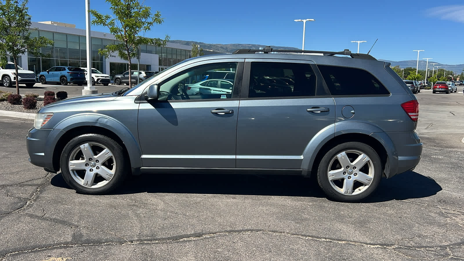 Thumbnail: 2010 Dodge Journey - 8