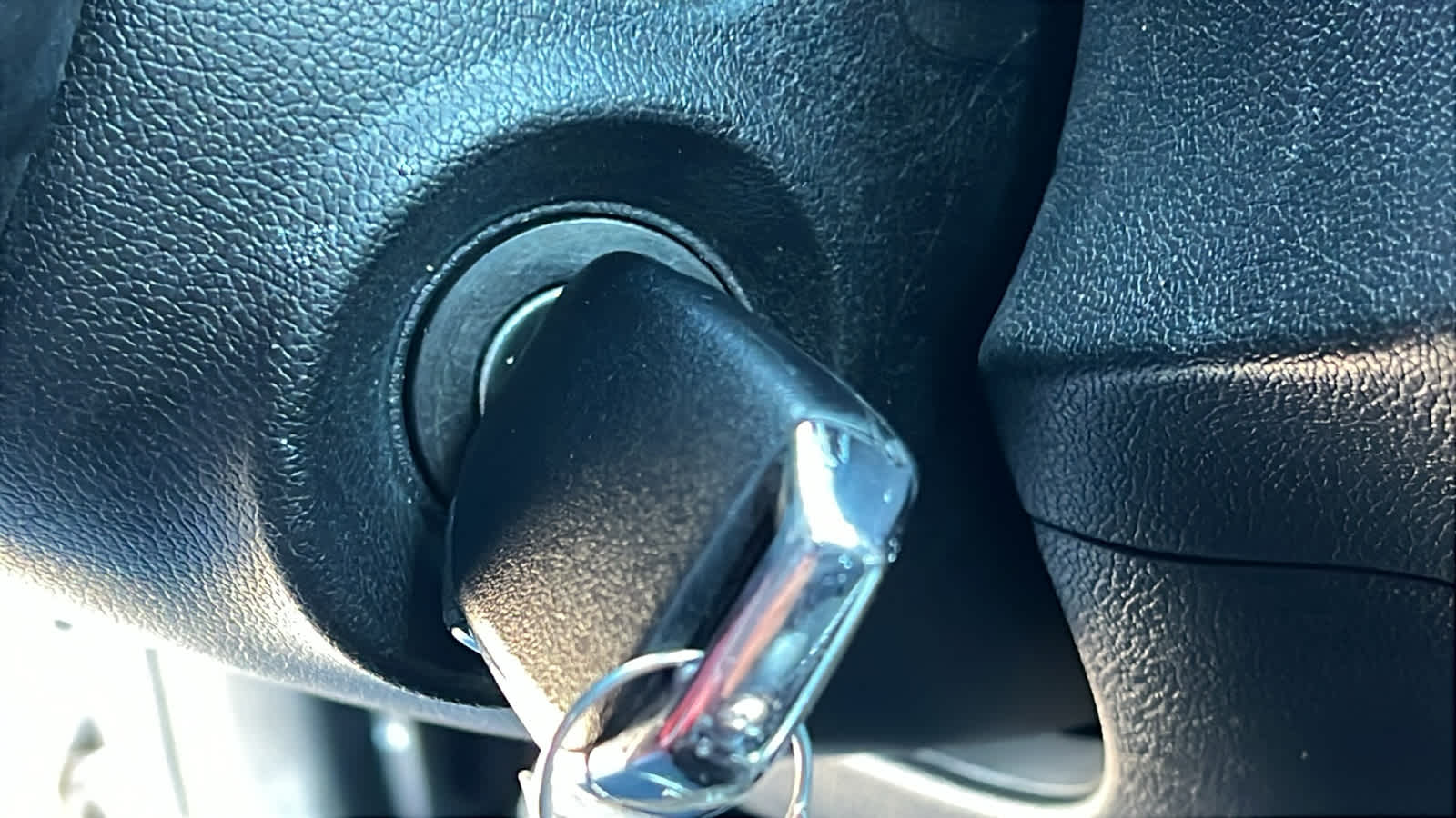 Thumbnail: 2022 Kia Sorento - 17