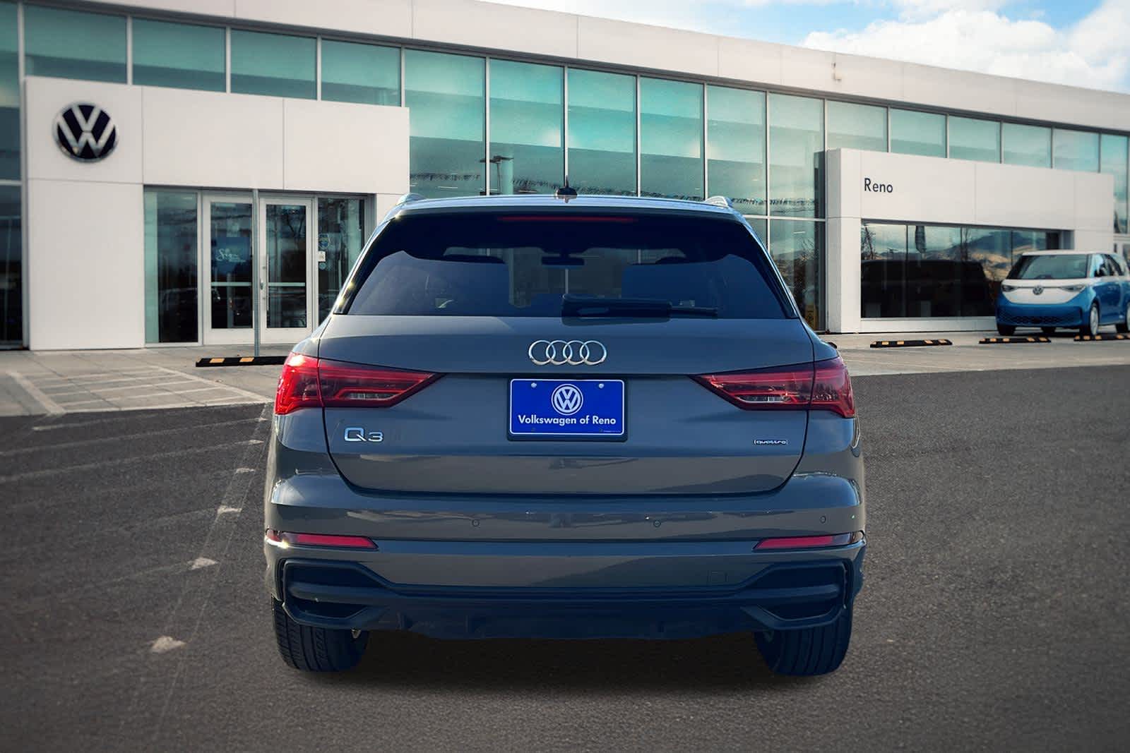 Thumbnail: 2023 Audi Q3 - 6