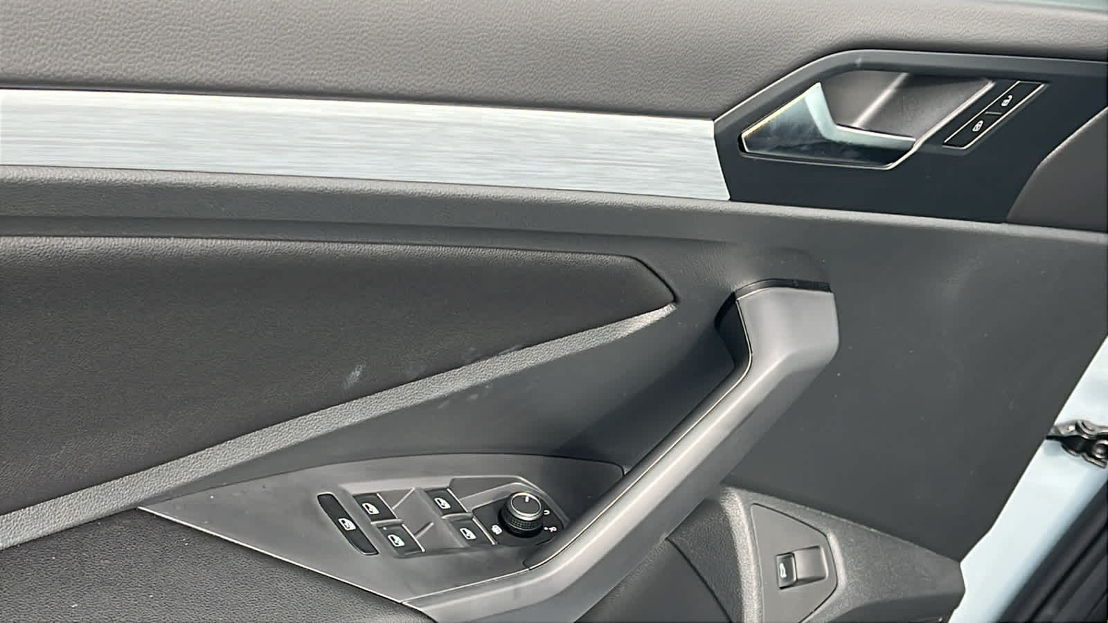 Thumbnail: 2026 Volkswagen Jetta - 22