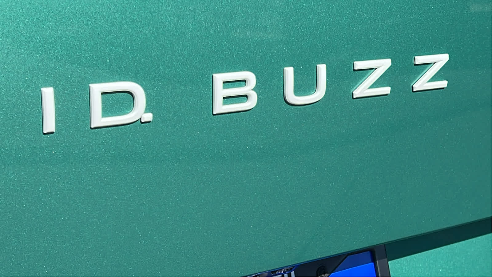 Thumbnail: 2025 Volkswagen ID.Buzz - 6