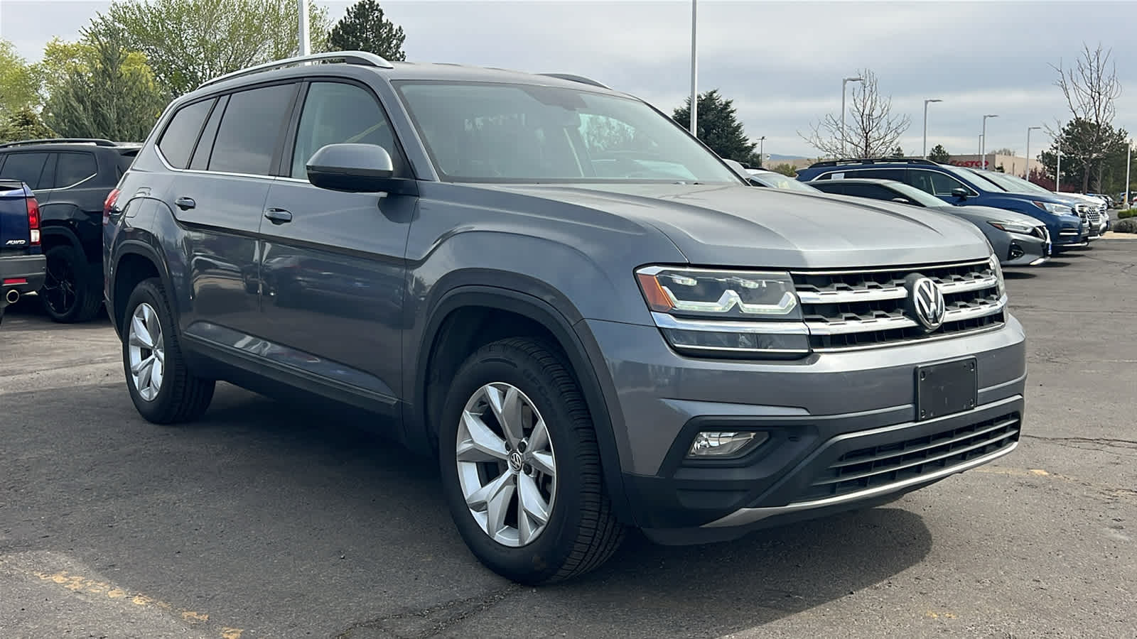 Thumbnail: 2018 Volkswagen Atlas - 3