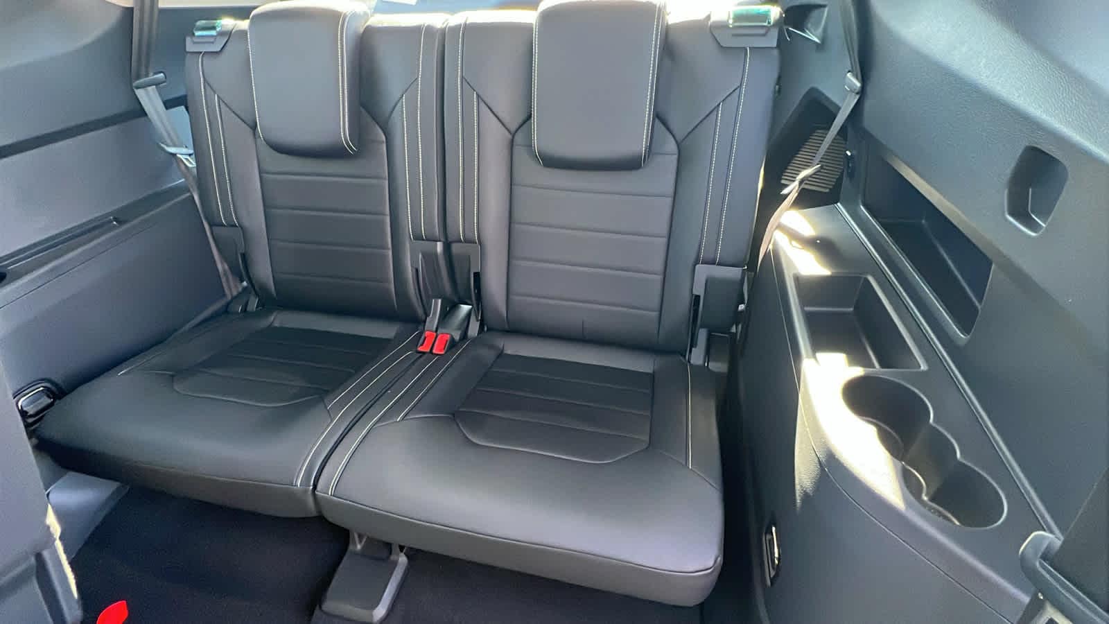 Thumbnail: 2026 Volkswagen Atlas - 31