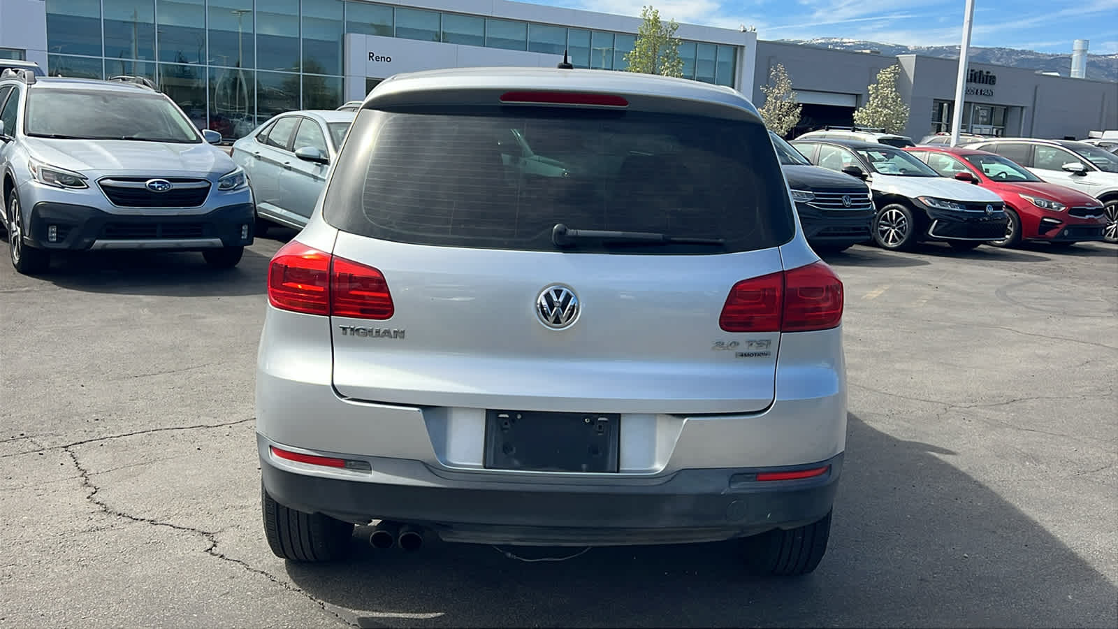 Thumbnail: 2013 Volkswagen Tiguan - 6