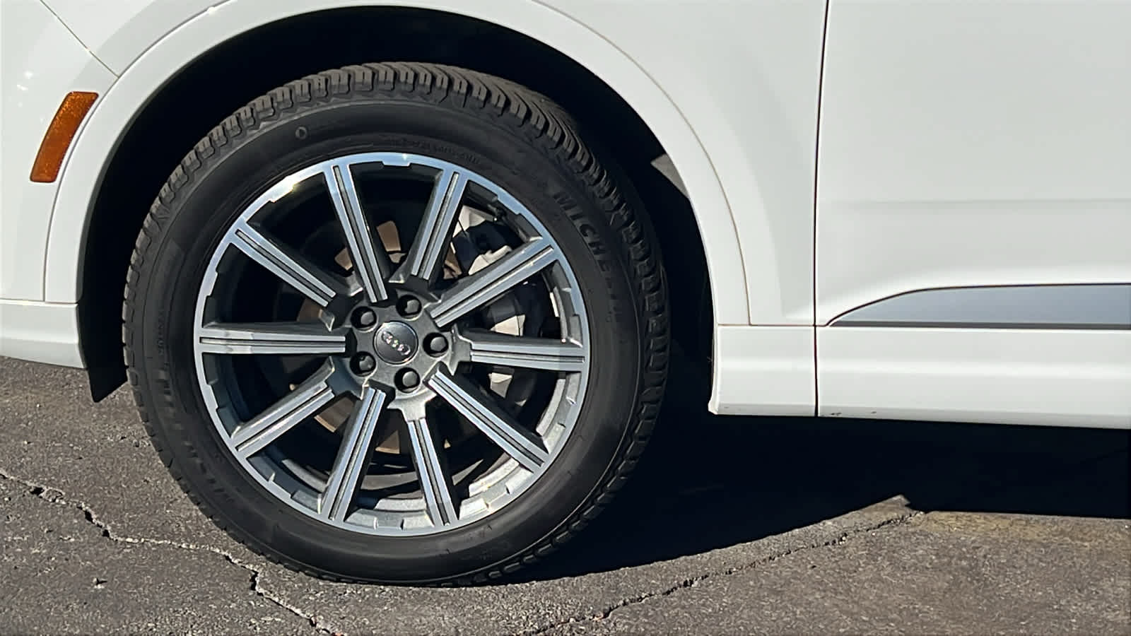 Thumbnail: 2018 Audi Q7 - 9