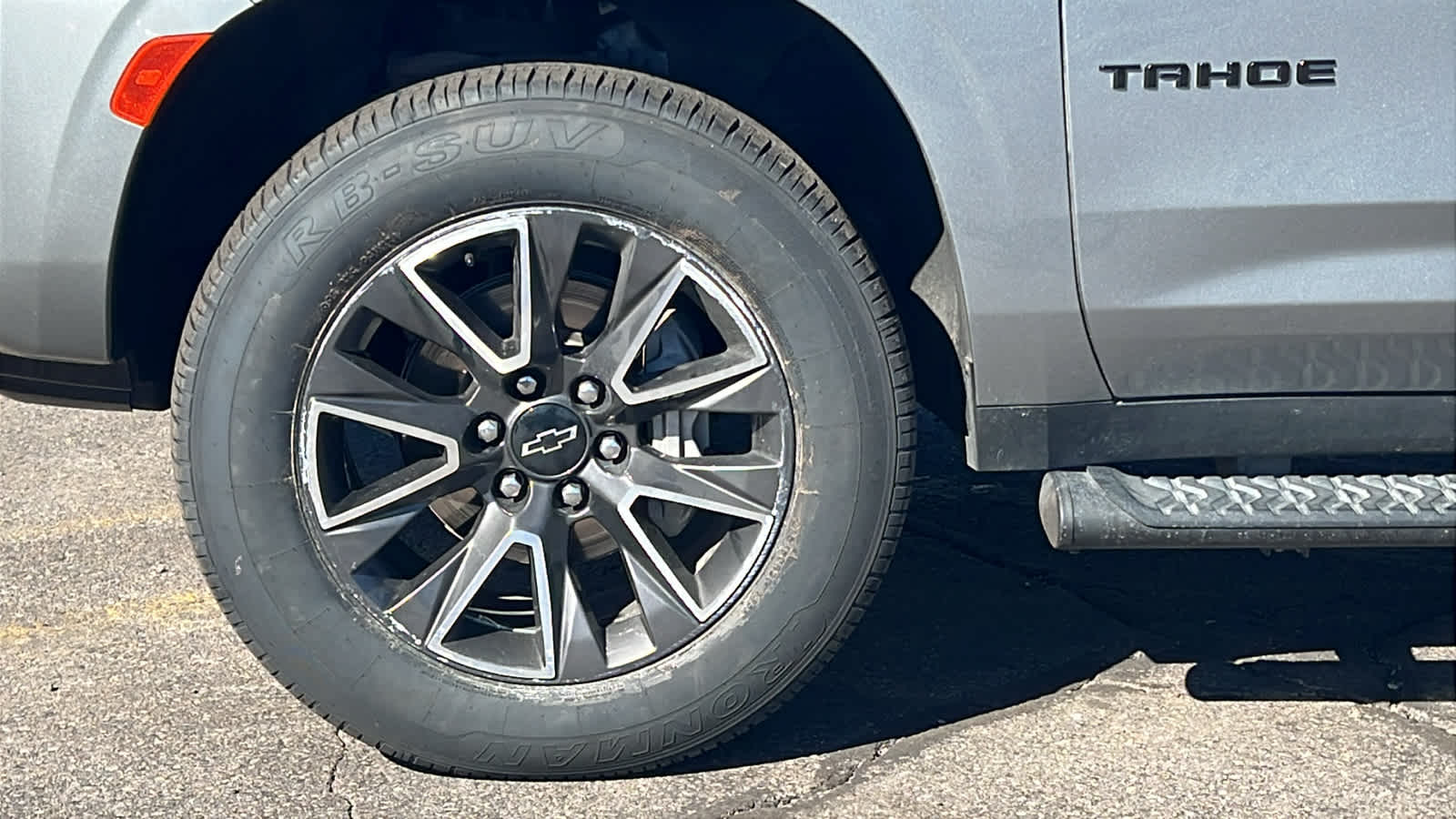 Thumbnail: 2023 Chevrolet Tahoe - 9