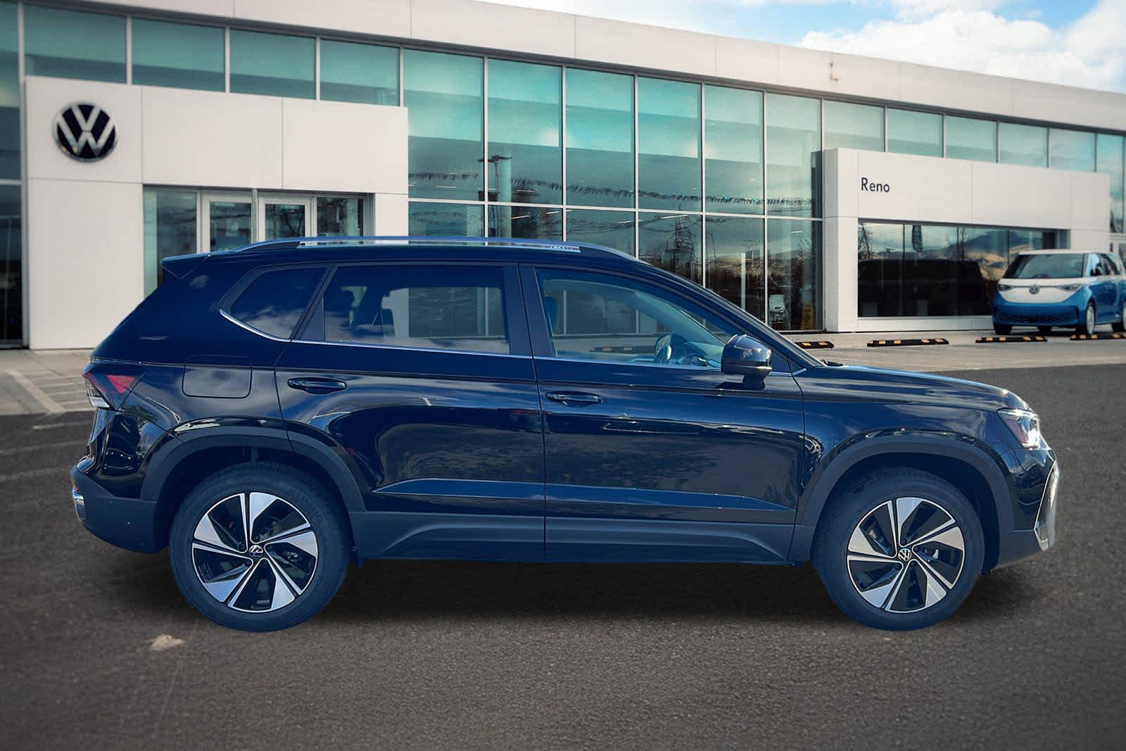 Thumbnail: 2026 Volkswagen Taos - 4