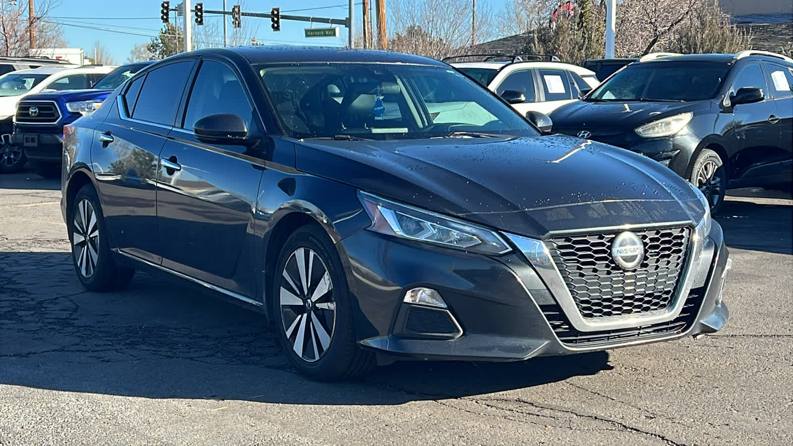 Thumbnail: 2021 Nissan Altima - 3