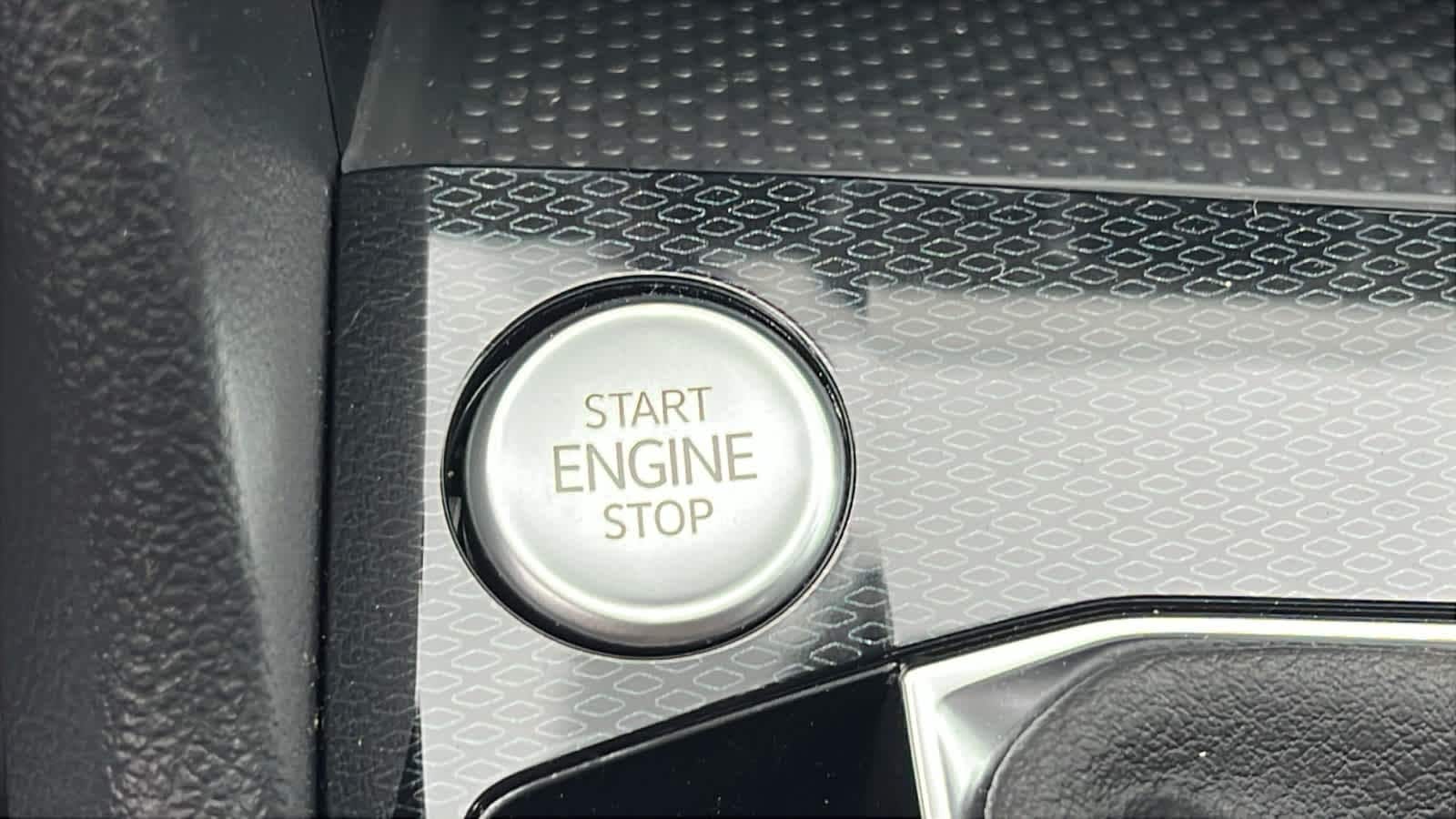 Thumbnail: 2026 Volkswagen Taos - 17