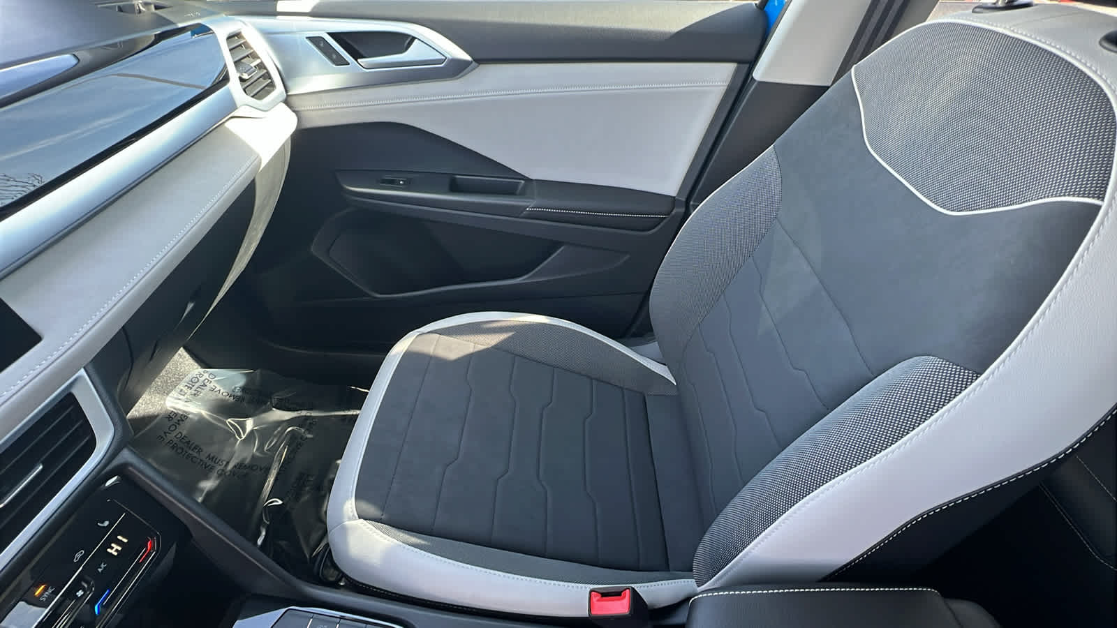 Thumbnail: 2026 Volkswagen Taos - 12