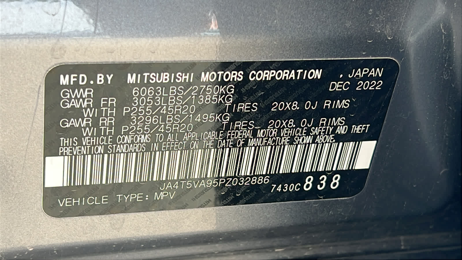 Thumbnail: 2023 Mitsubishi Outlander - 30