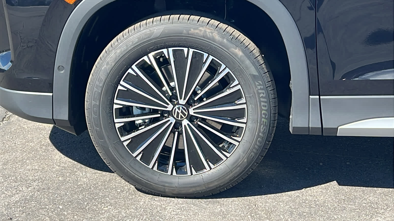 Thumbnail: 2026 Volkswagen Tiguan - 9