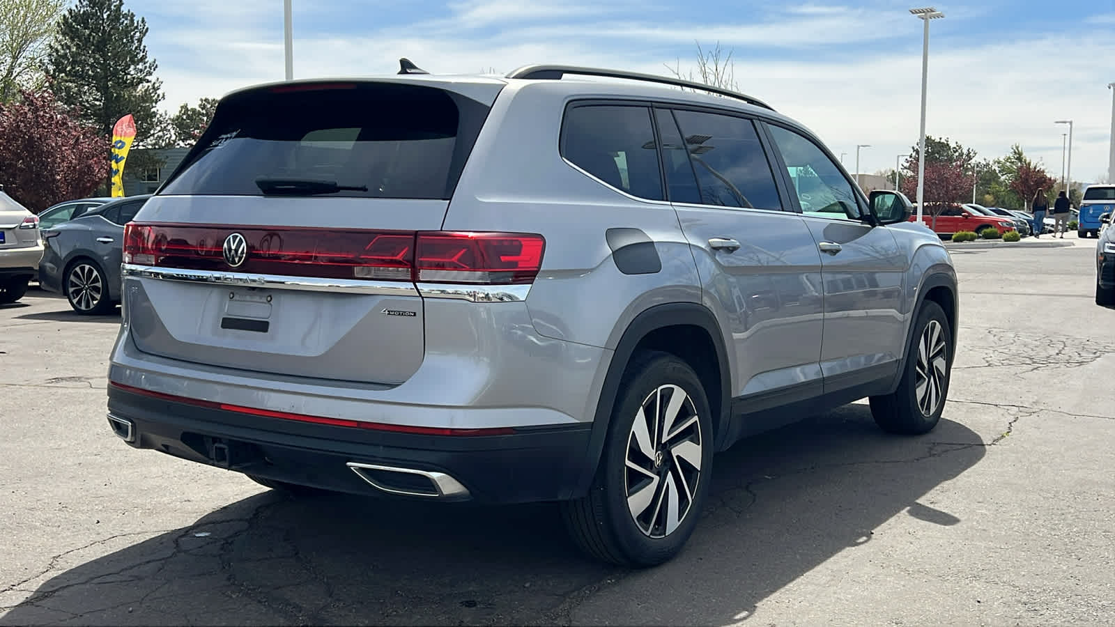 Thumbnail: 2024 Volkswagen Atlas - 5