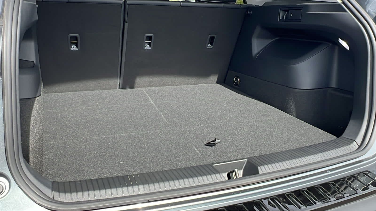 Thumbnail: 2025 Volkswagen Tiguan - 27