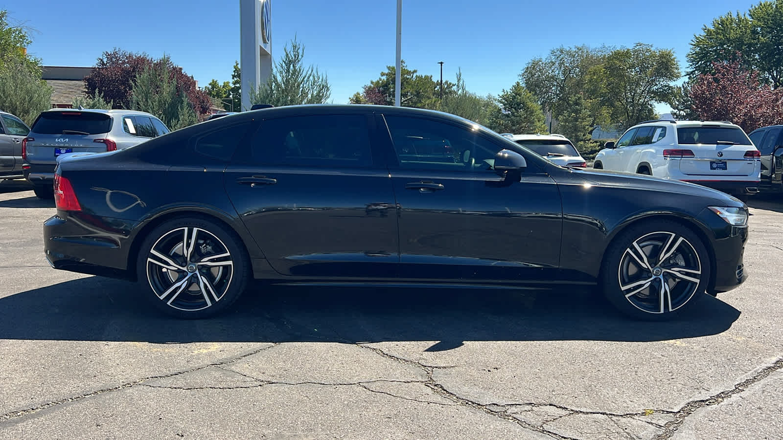 Thumbnail: 2020 Volvo S90 - 4