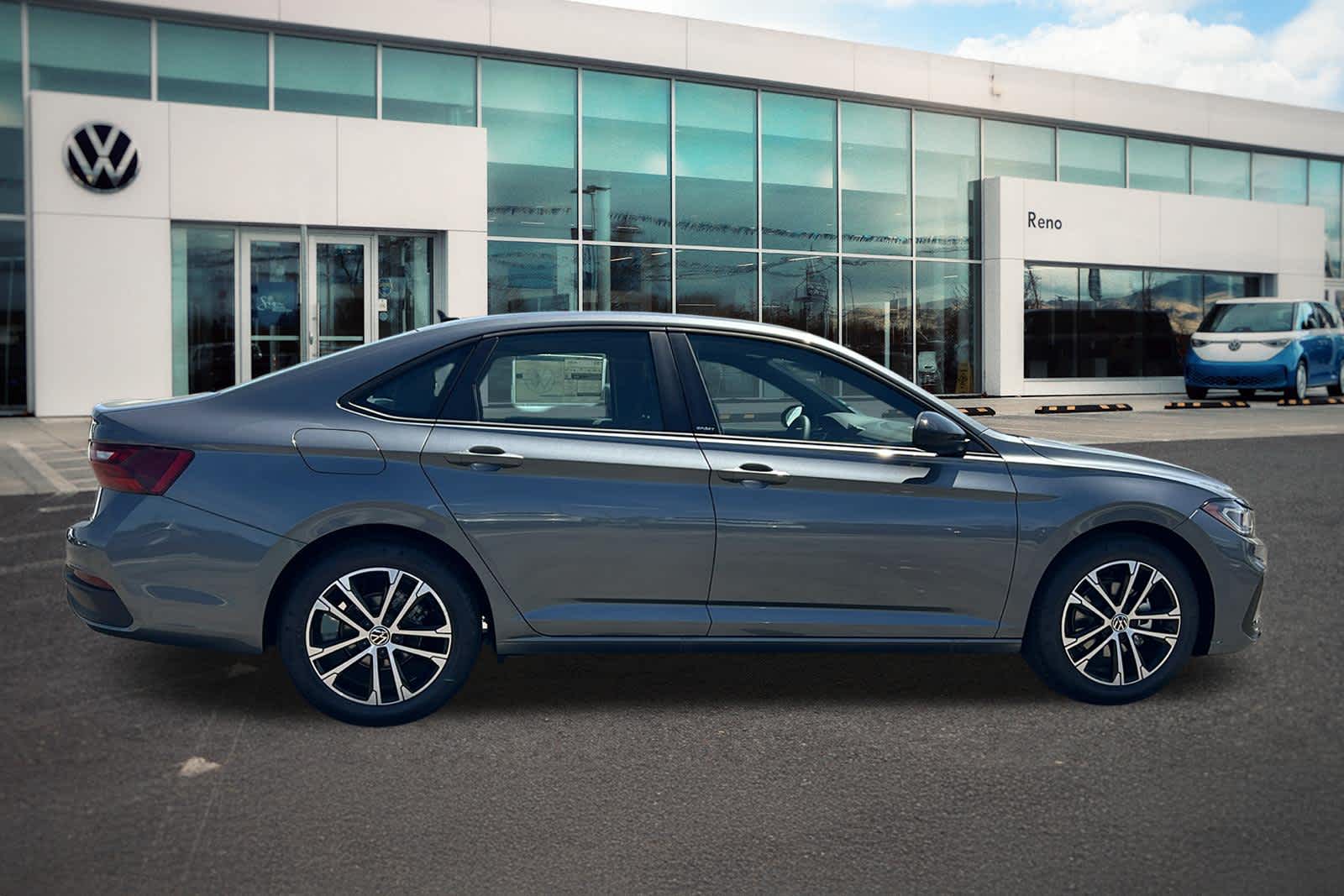Thumbnail: 2026 Volkswagen Jetta - 4