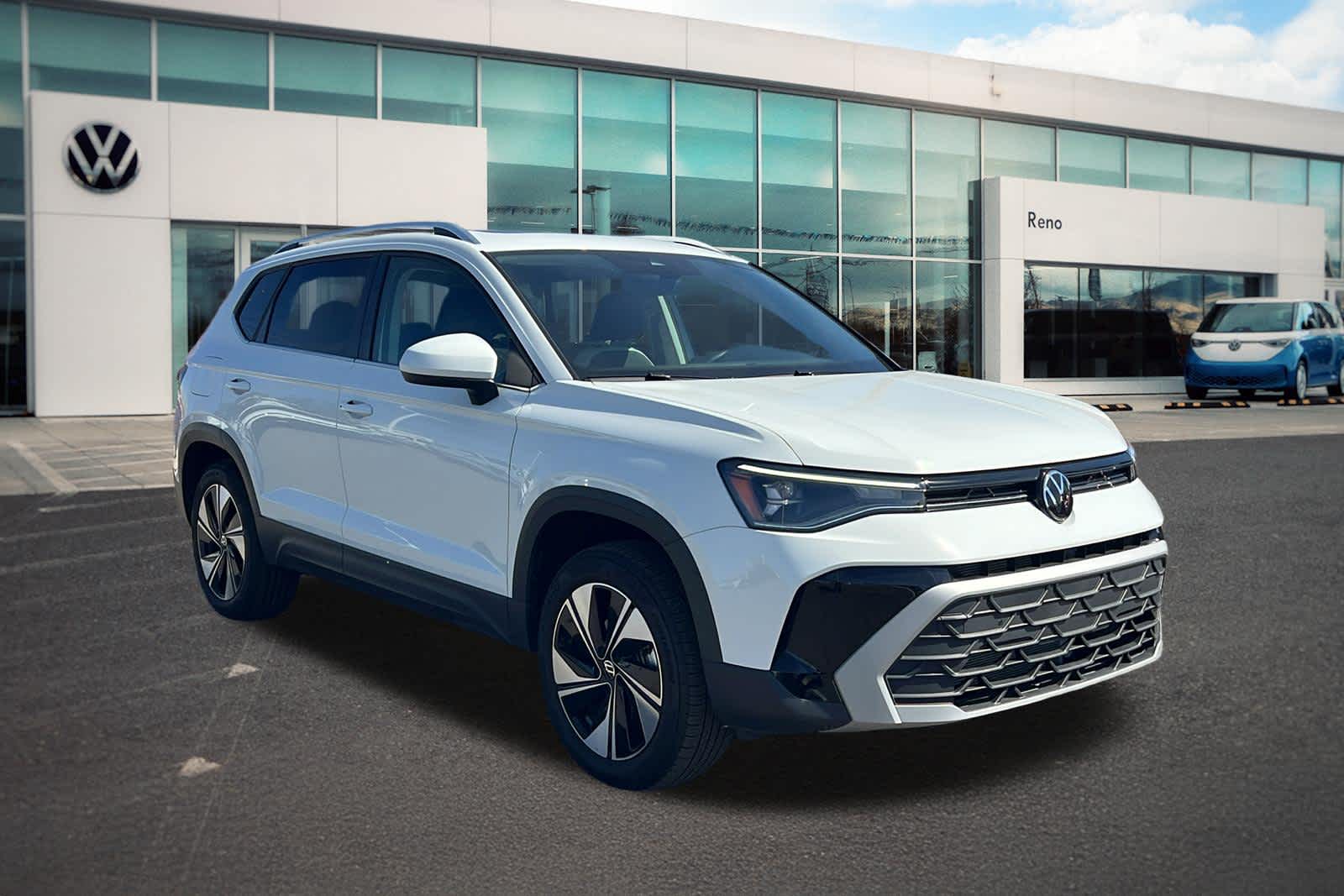 Thumbnail: 2025 Volkswagen Taos - 3