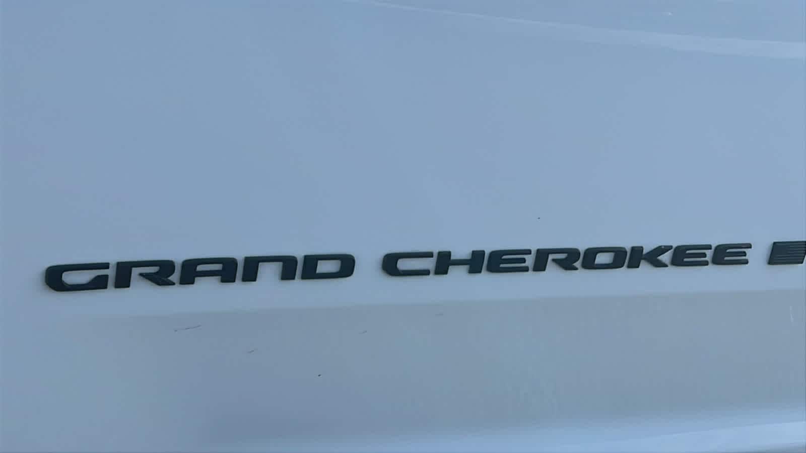Thumbnail: 2025 Jeep Grand Cherokee L - 28