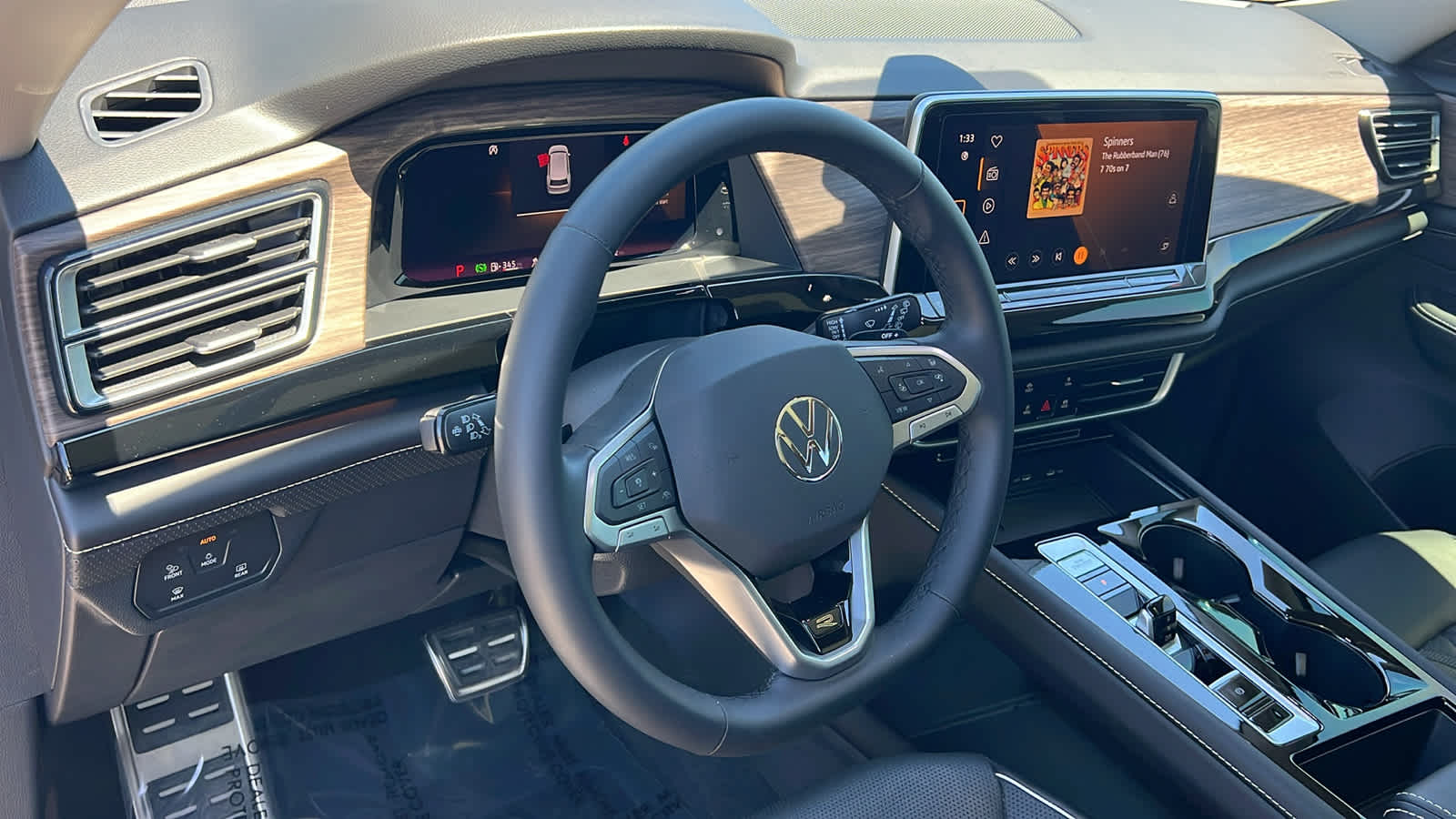 Thumbnail: 2025 Volkswagen Atlas - 10