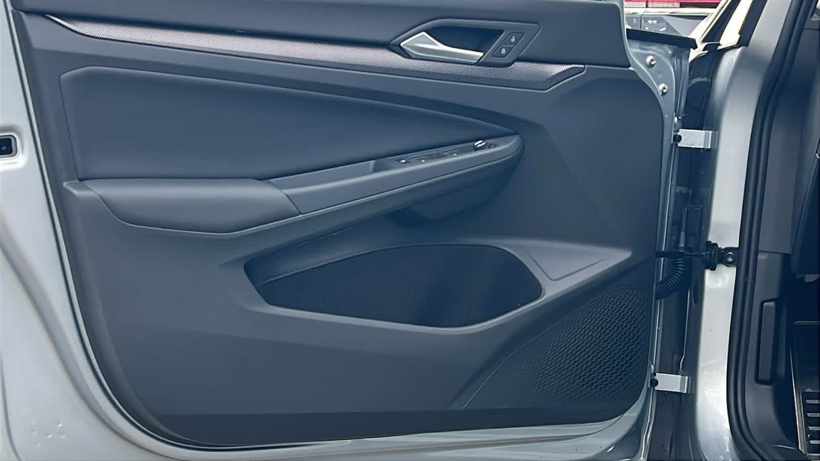 Thumbnail: 2025 Volkswagen Golf - 23