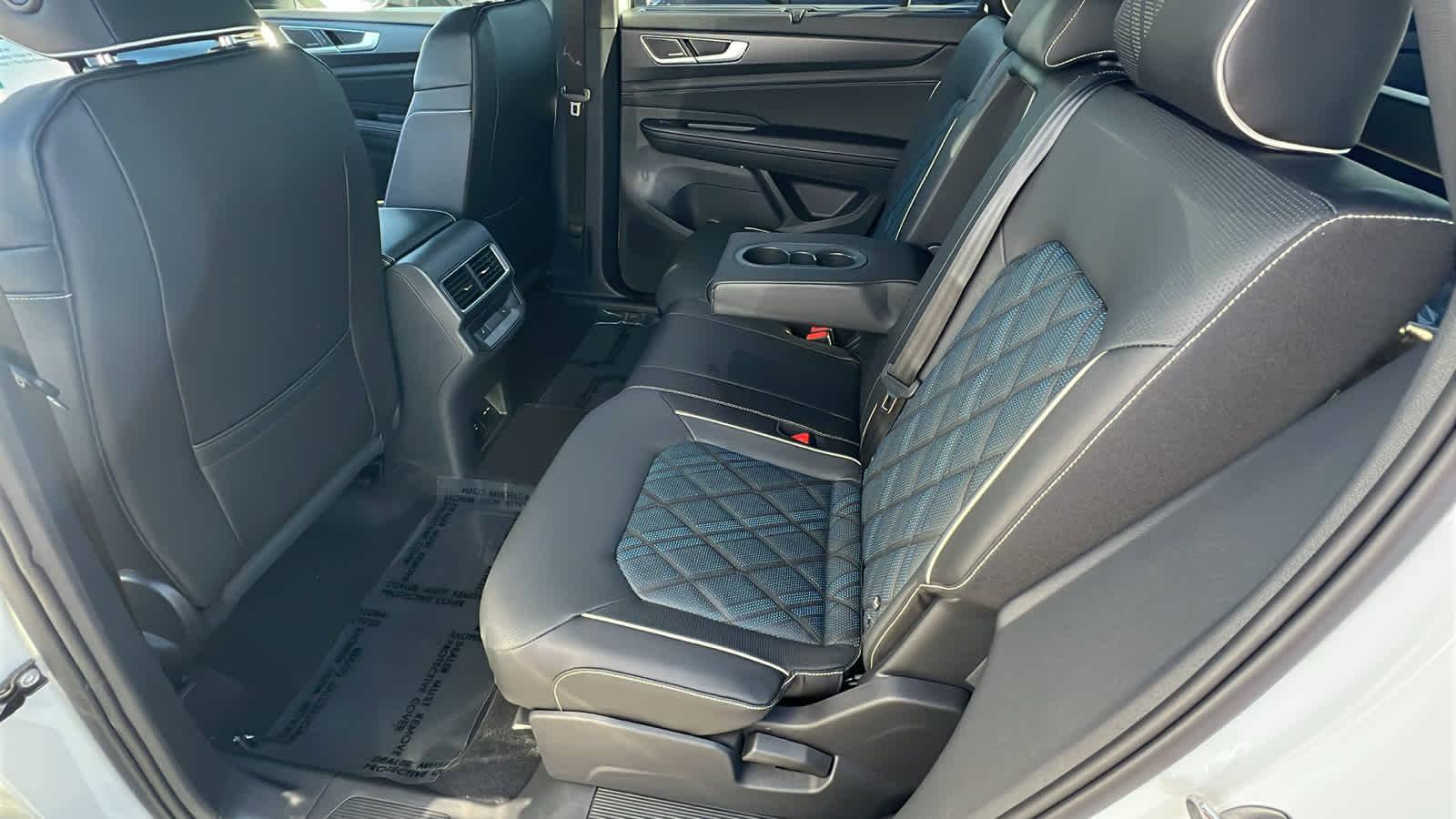 Thumbnail: 2026 Volkswagen Atlas - 24