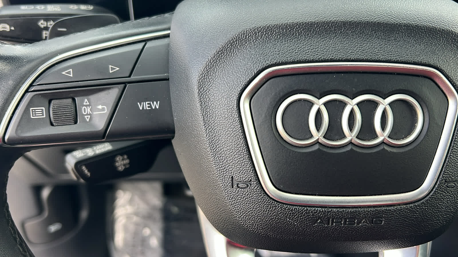 Thumbnail: 2023 Audi Q3 - 19