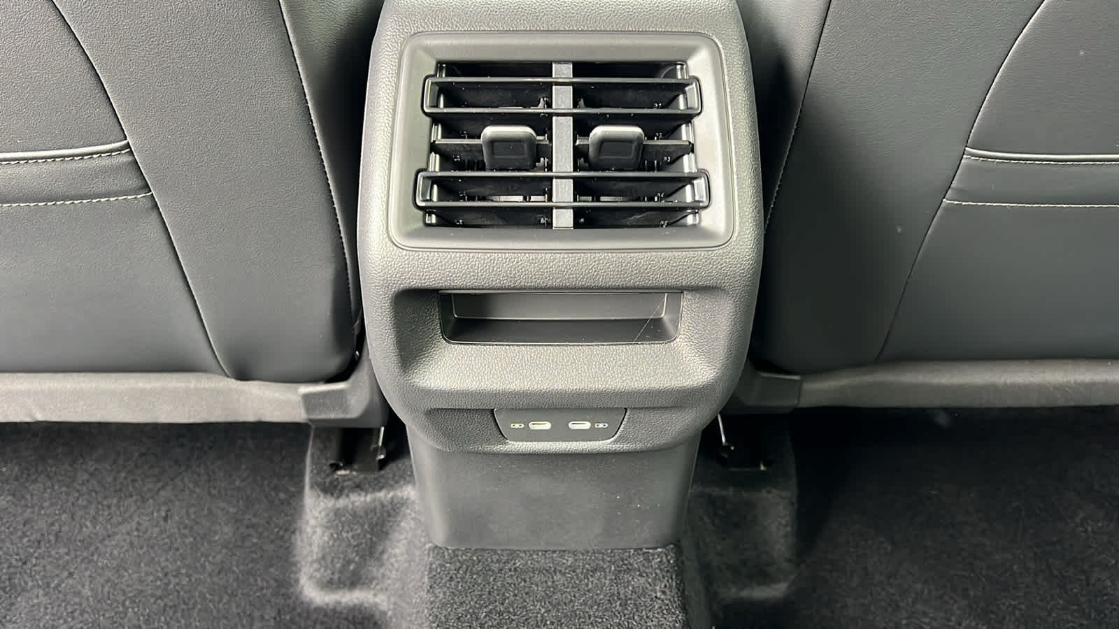 Thumbnail: 2026 Volkswagen Tiguan - 25