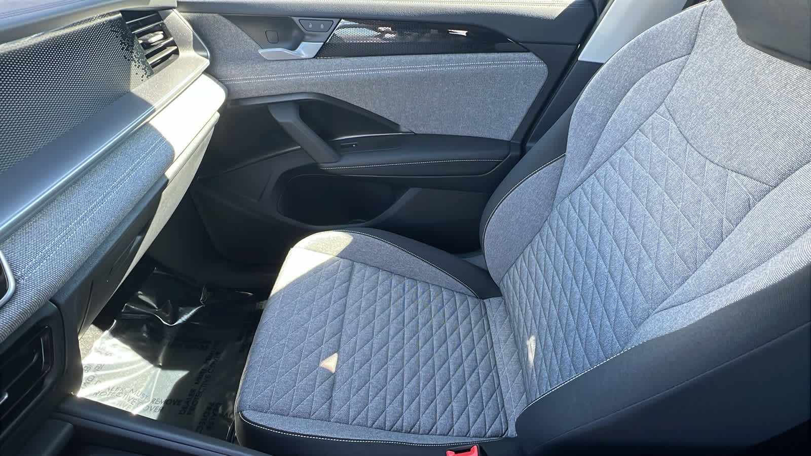 Thumbnail: 2026 Volkswagen Tiguan - 12