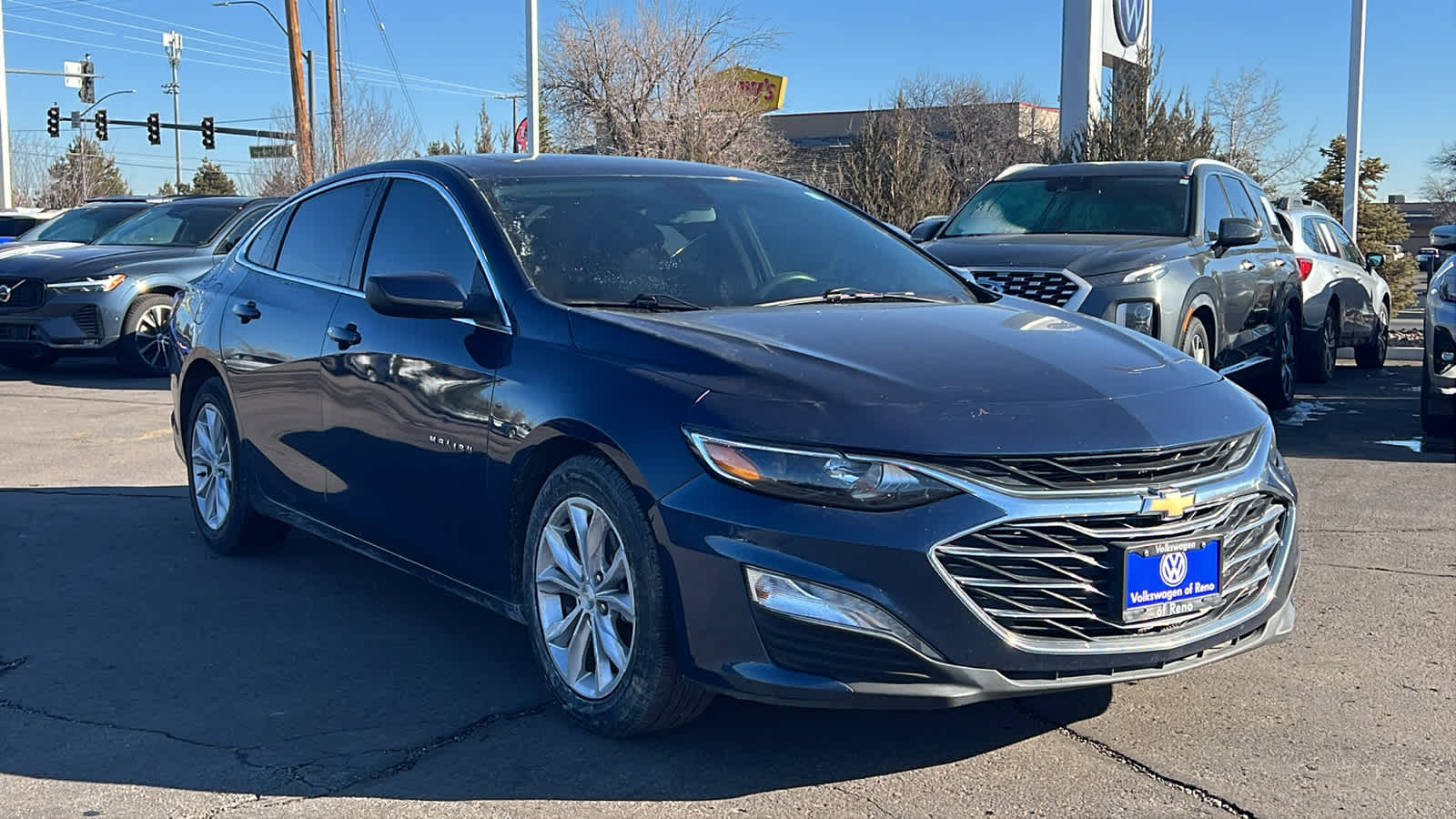 Thumbnail: 2019 Chevrolet Malibu - 3