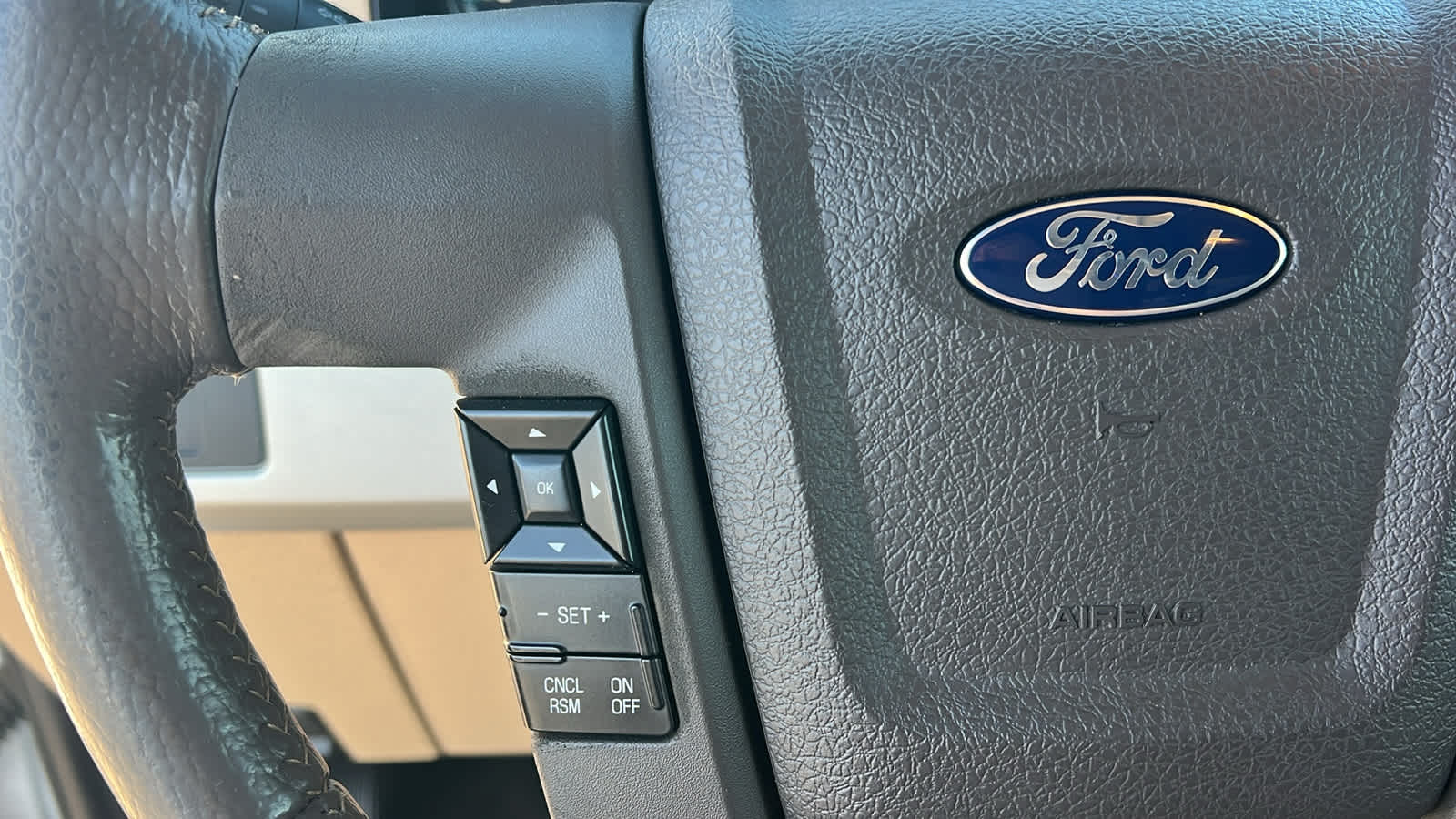 Thumbnail: 2014 Ford F-150 - 19
