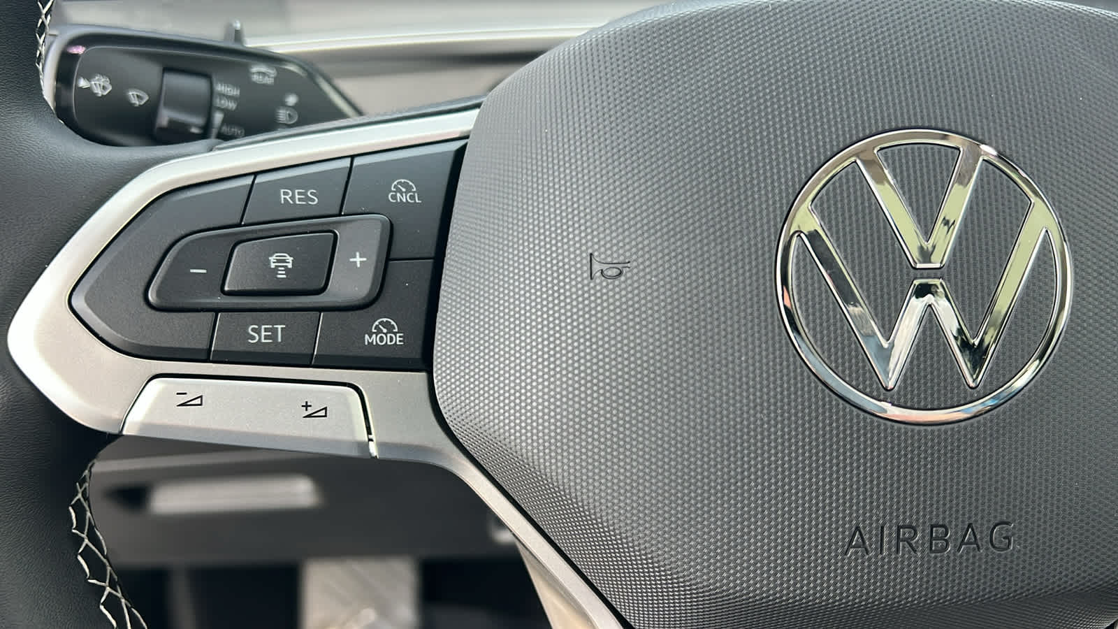 Thumbnail: 2026 Volkswagen Tiguan - 19