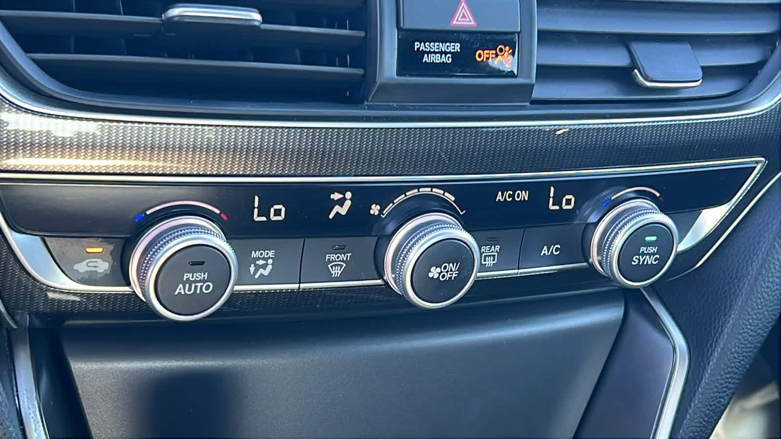 Thumbnail: 2018 Honda Accord - 14