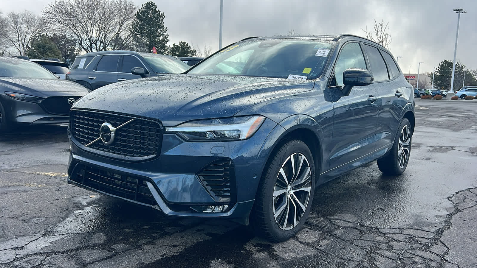 2023 Volvo XC60 Ultimate's photo