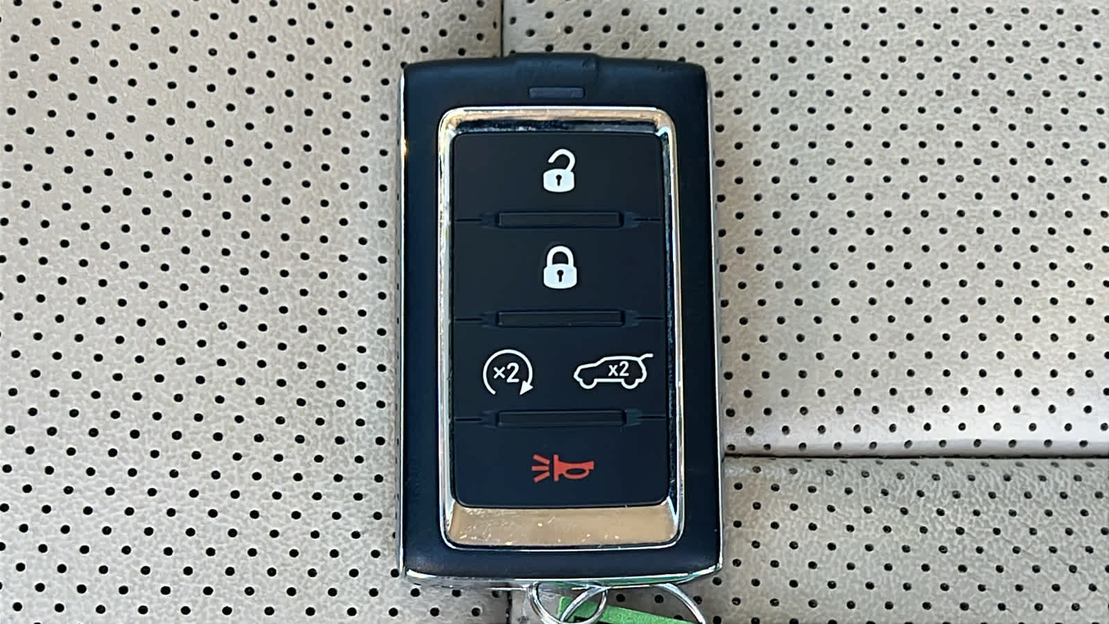 Thumbnail: 2022 Jeep Grand Cherokee - 29